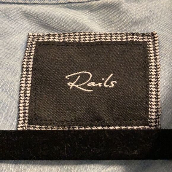 Rails Denim & Plaid Button Down Sleeveless Top - Picture 2 of 7